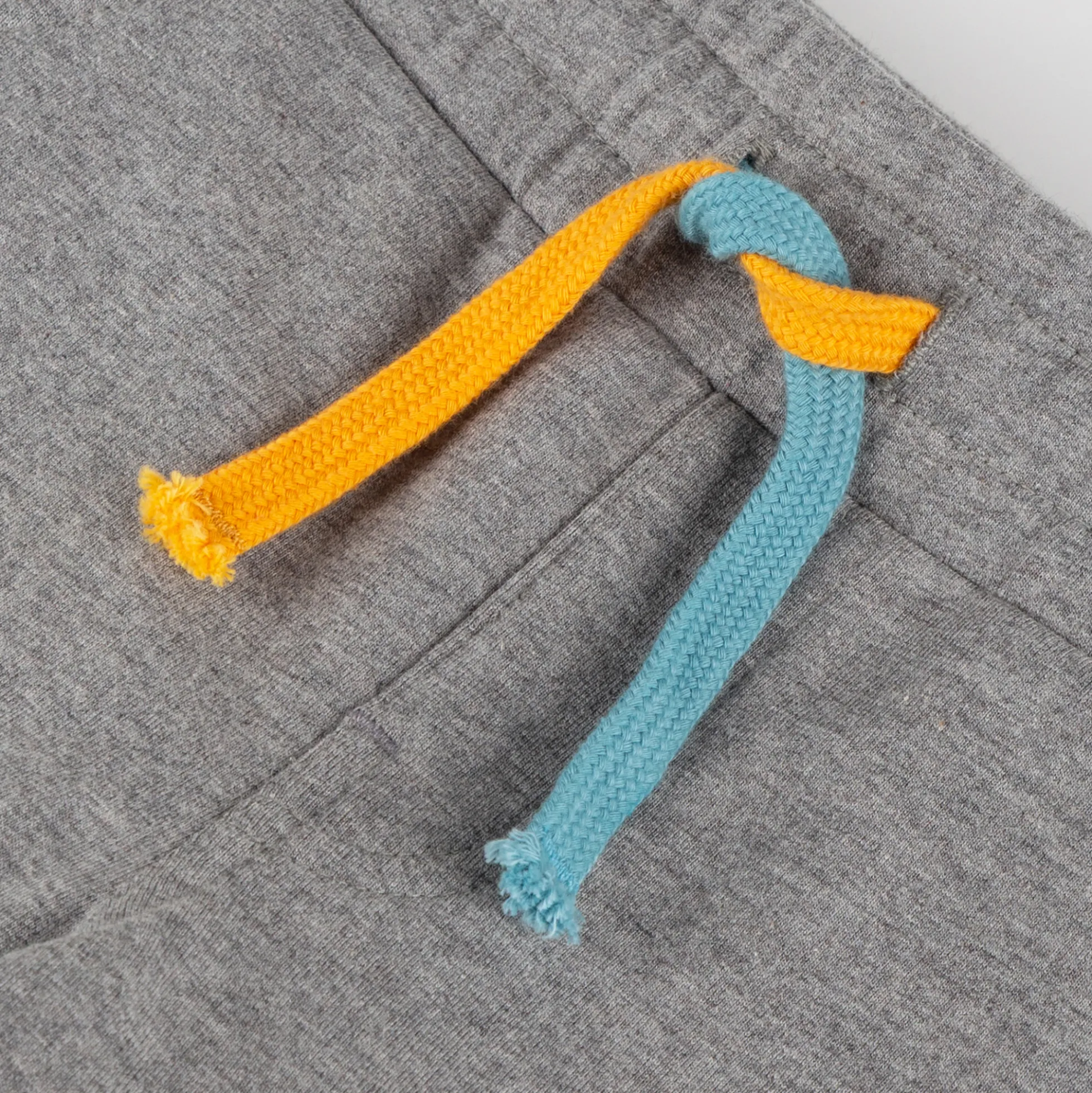 Kinder Bermuda mit Cargotasche, grau