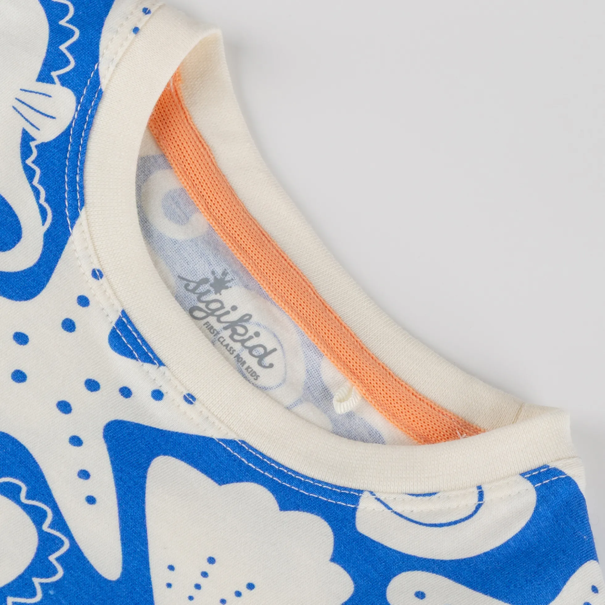 Kinder T-Shirt Strand Print, blau mit weiß