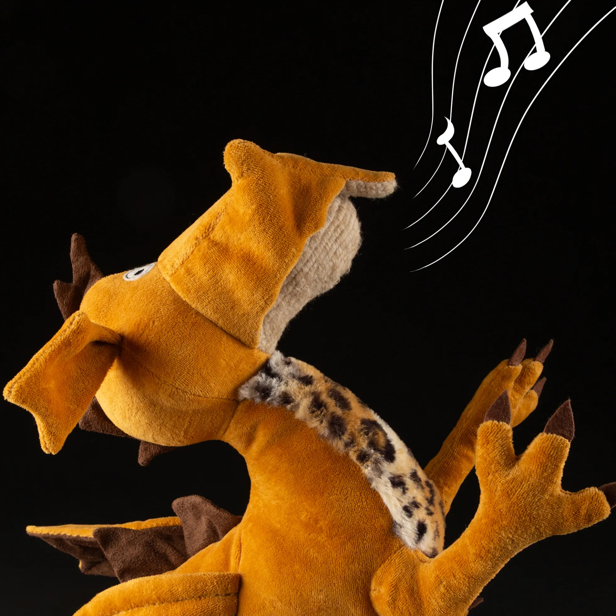 Kuscheltier Drache Fafner Bayreuther Festspiele 2025, Beasts
