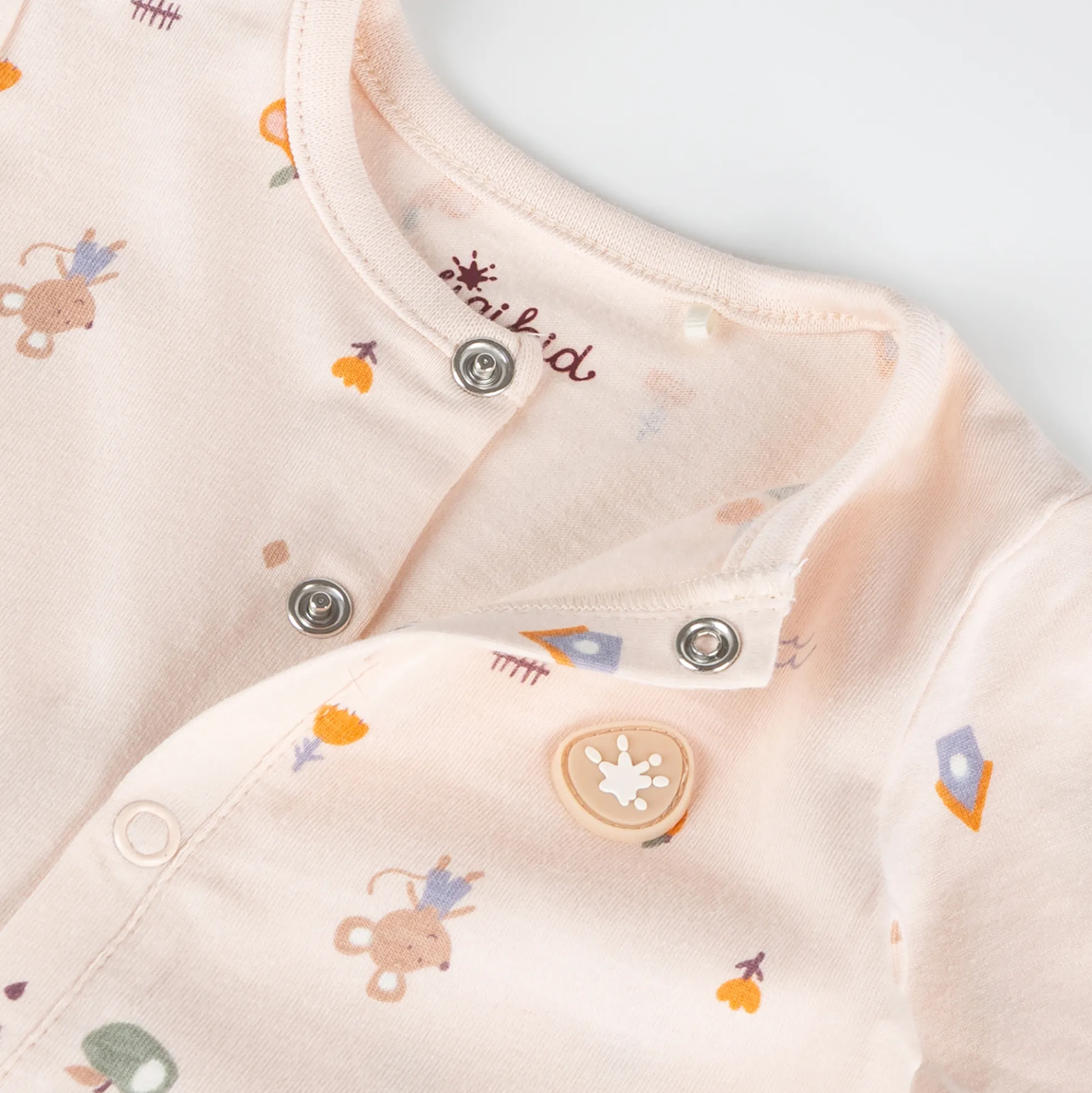 Newborn Baby Strampelanzug mit Kratzschutz, zartrosa