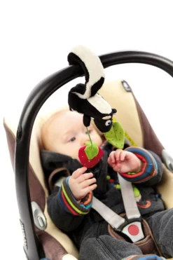 Stinktier Spielanhänger Babyschale